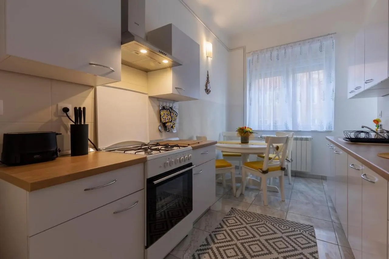 Apartment Porta Di Pola Croatia
